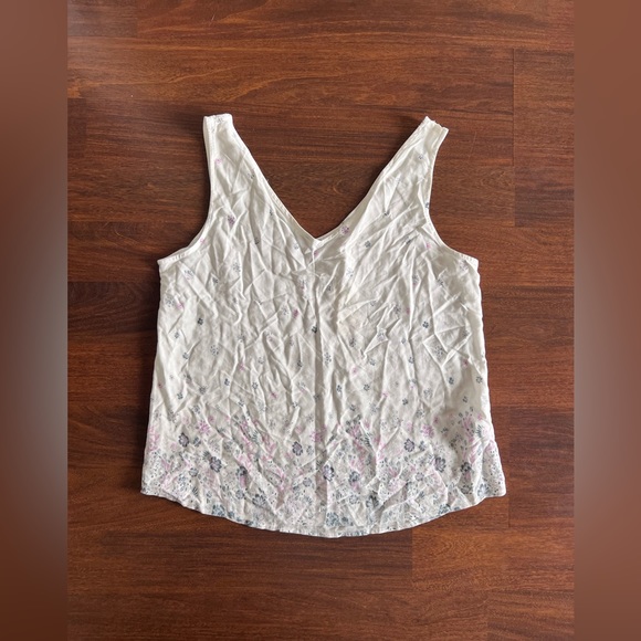 NWT SO White Floral Tank Top Size L - Picture 1 of 3